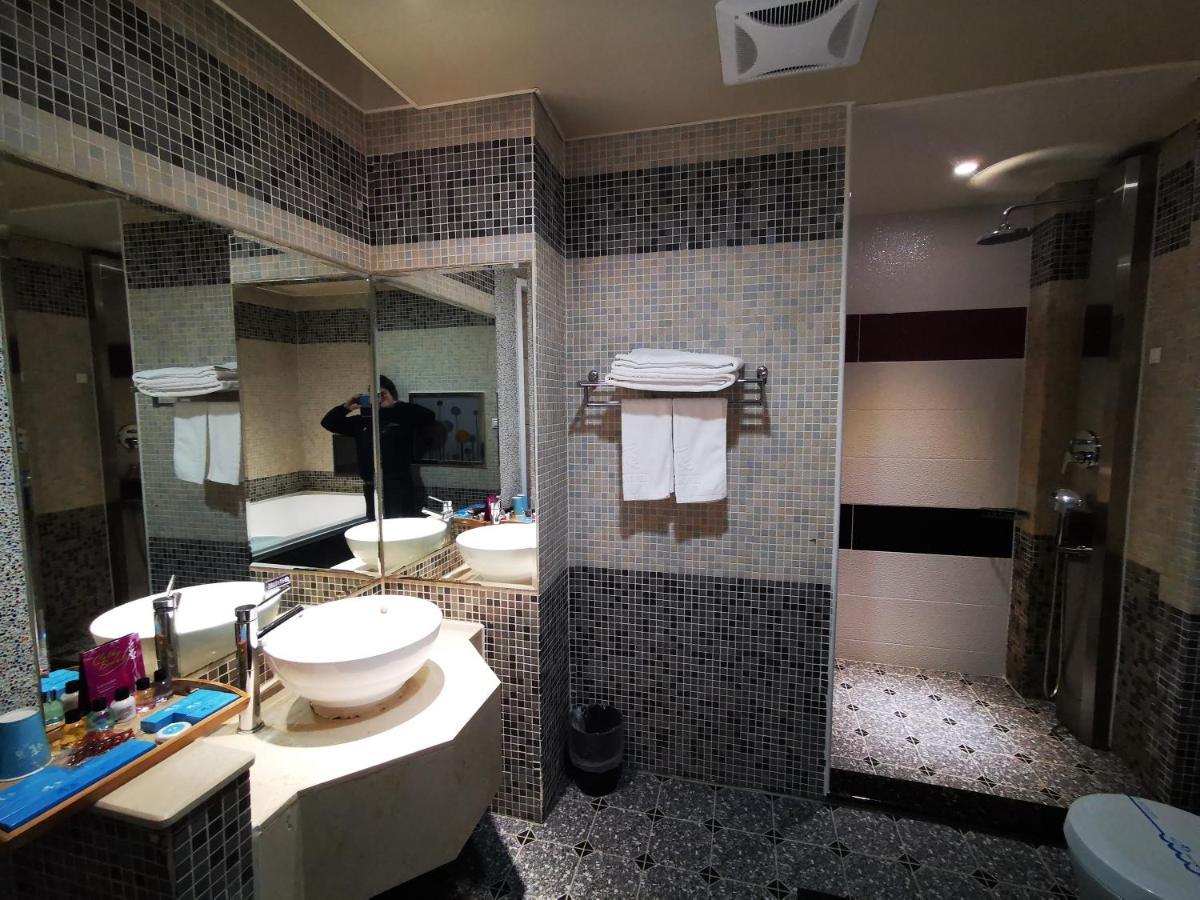 تايبيه Love Story Motel المظهر الخارجي الصورة